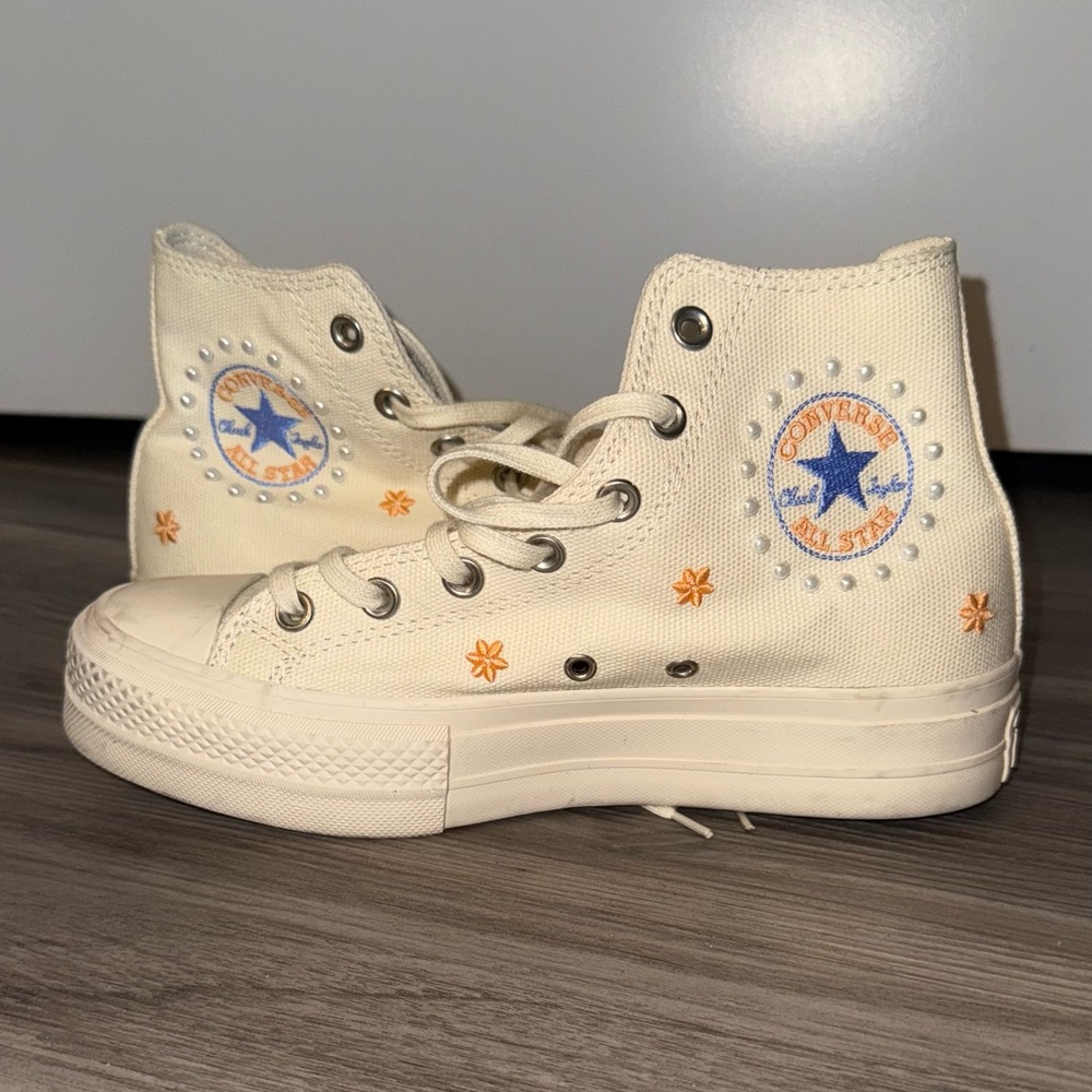 Converse Women’s Sneakers